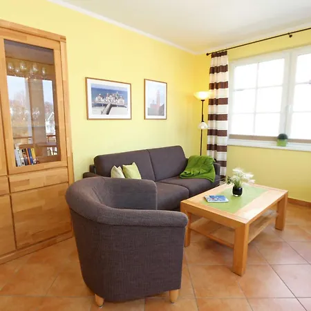 Antje - Ferienwohnung 09 *